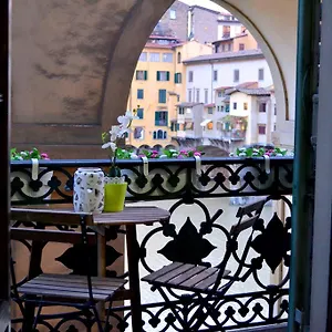  Oda ve Kahvaltı Pontevecchio Relais İtalya