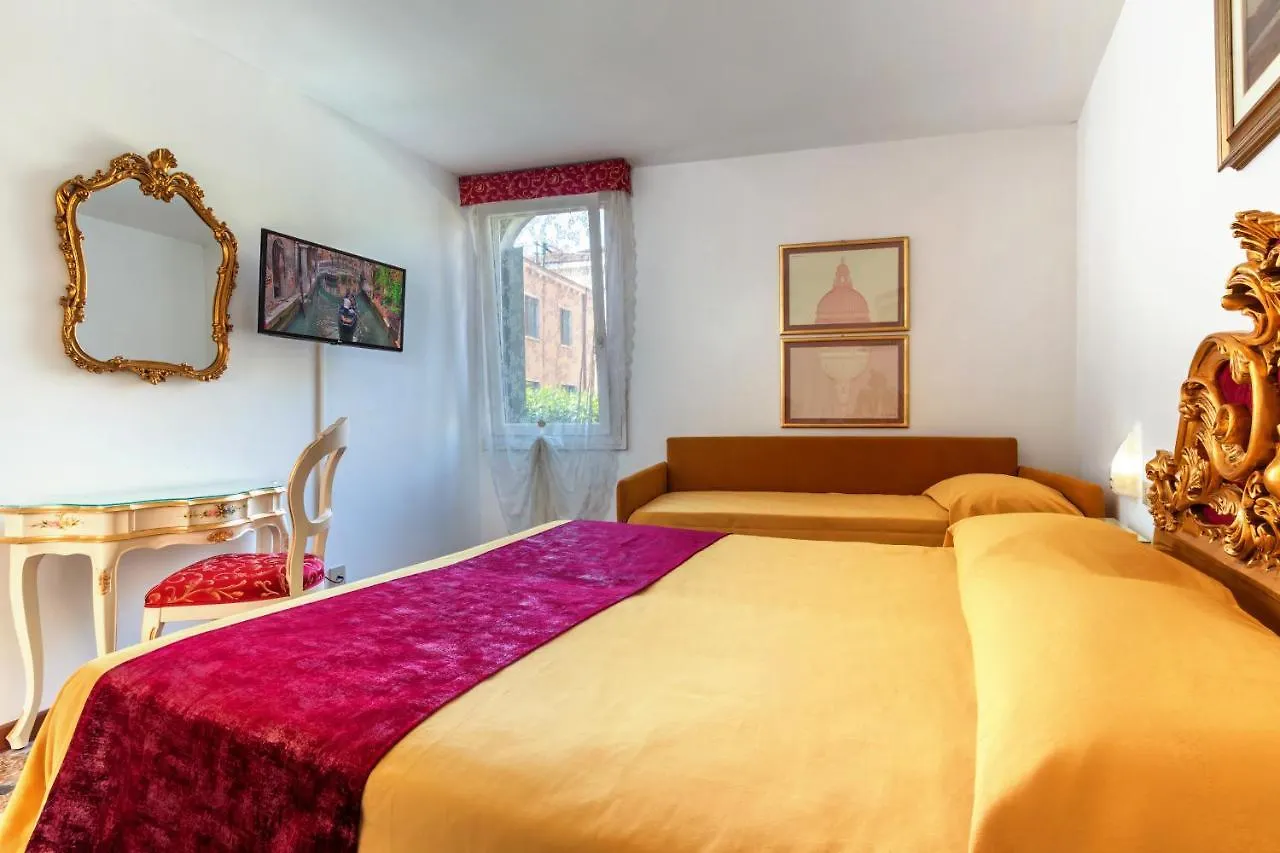 Hotel Casa Boccassini Venice Italy