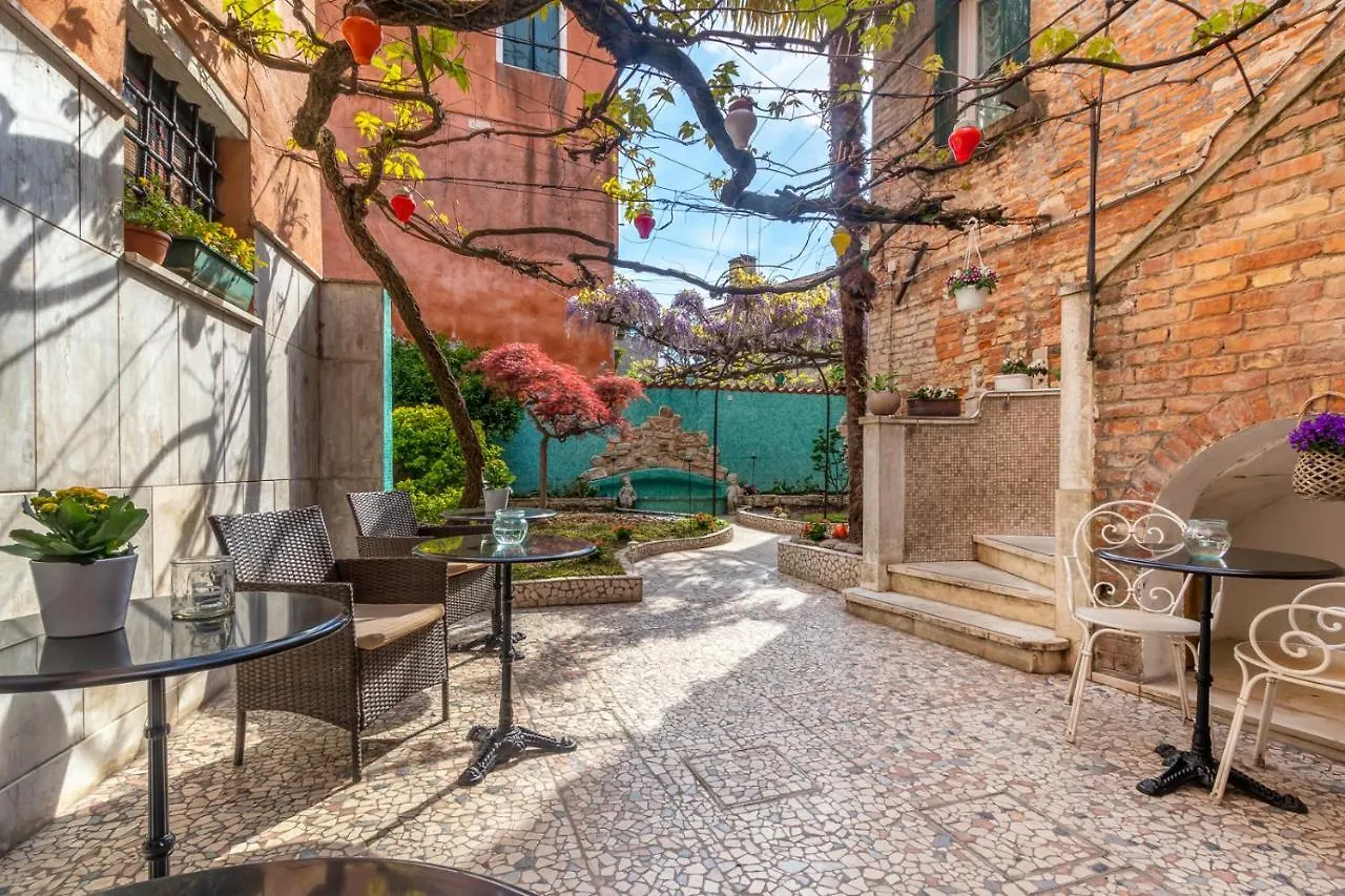 Hotel Casa Boccassini Venedik 0*,