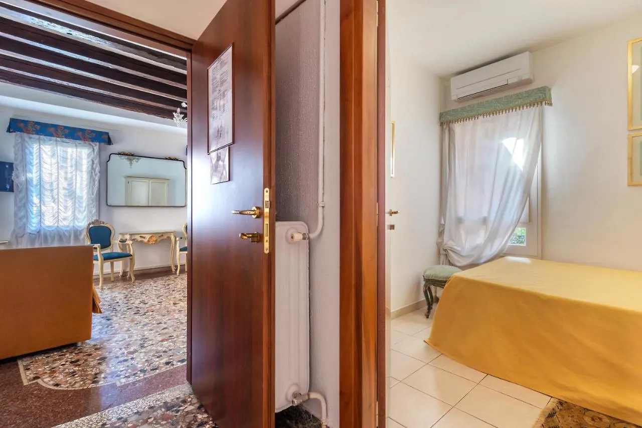 Hotel Casa Boccassini Venedik